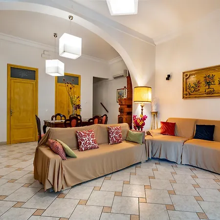 Villa Tommaso Maruggi, Sicilia, Con Jacuzzi E Piscina Privata *