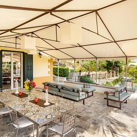 Villa Tommaso Maruggi, Sicilia, Con Jacuzzi E Piscina Privata Alcamo
